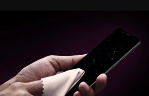 มือถือ Samsung Galaxy S10+ ตกน้ำ ทัชไม่ได้ ทำไงดี ส่งซ่อมร้านไหนดีที่สุด 🥇 ศูนย์ซ่อม โทรศัพท์มือถือ มือถือทุกรุ่น ทุกยี่ห้อ iPhone | Apple | Samsung | Huawei