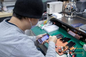 ซ่อมมือถือ แถว ตึกแกรมมี่ อโศก ร้านไหนดี มีบริการรับประกันการซ่อม 🥇 ศูนย์ซ่อม โทรศัพท์มือถือ มือถือทุกรุ่น ทุกยี่ห้อ iPhone | Apple | Samsung | Huawei