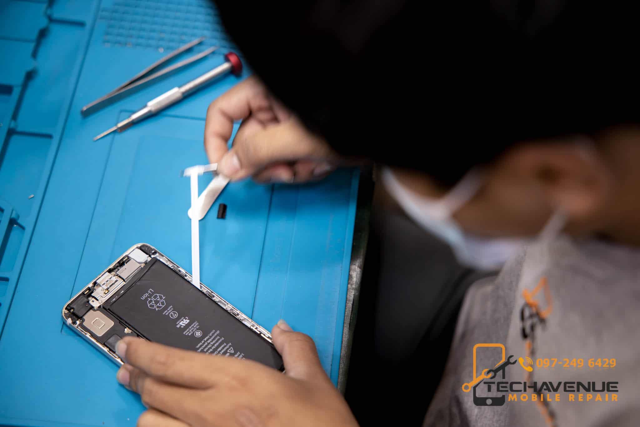 ซ่อมมือถือ แถวตลาดหลักทรัพย์ แห่งประเทศไทย ร้านไหนดี ราคาถูก 🥇 ศูนย์ซ่อม โทรศัพท์มือถือ มือถือทุกรุ่น ทุกยี่ห้อ iPhone | Apple | Samsung | Huawei